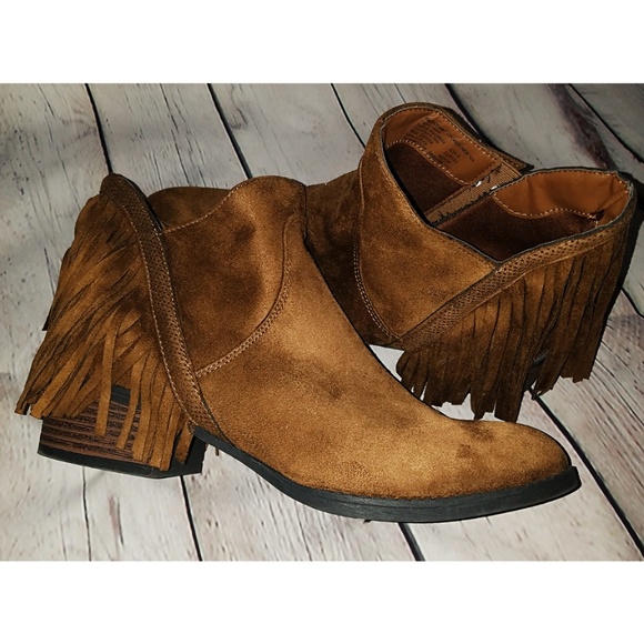 Brown Fringe Booties 9 Faded Glory Low Heel - Picture 1 of 6